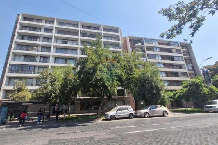 Inversión 1d  y estacionamiento en república