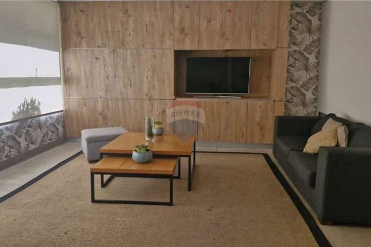 Inversión 1d  y estacionamiento en república