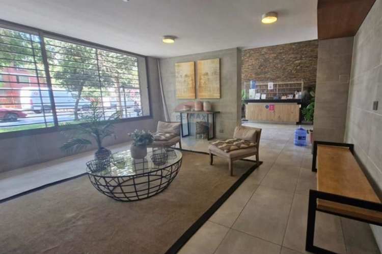 Inversión 1d  y estacionamiento en república