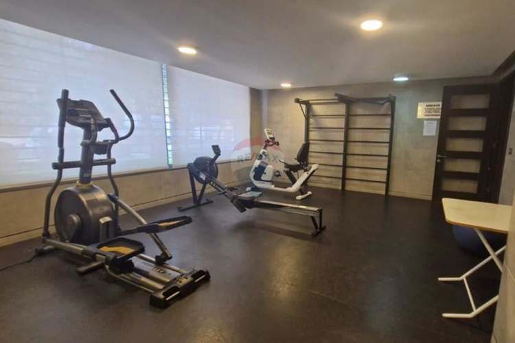 Inversión 1d  y estacionamiento en república