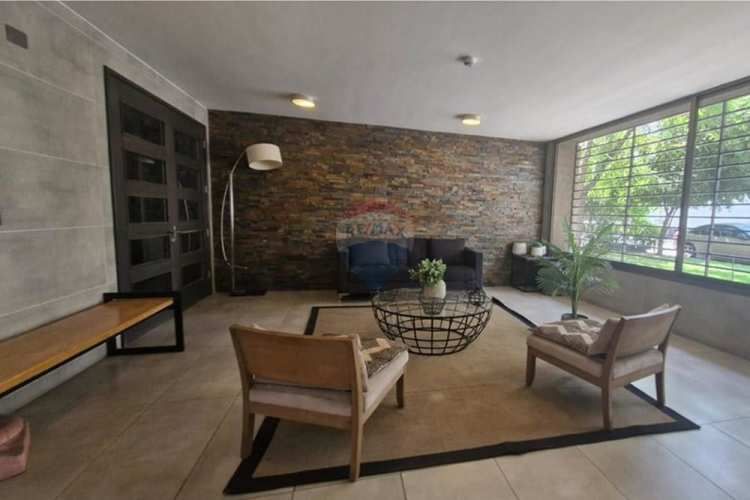 Inversión 1d  y estacionamiento en república