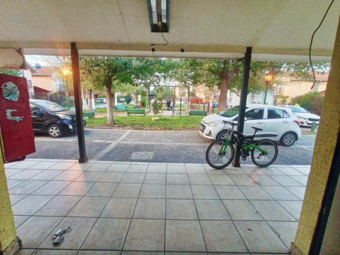 Local comercial en arriendo en Peñaflor - Gran Barrio