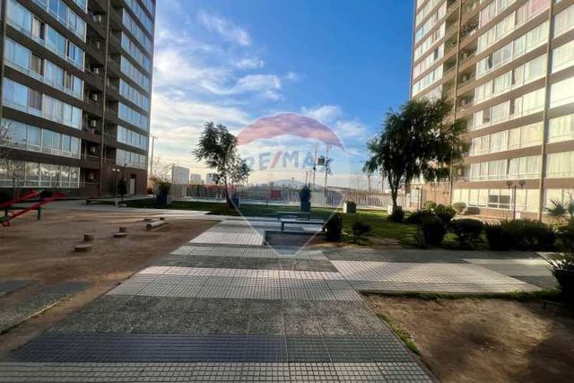 Luminoso departamento con vista despejada