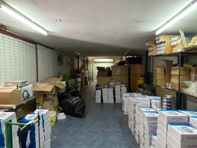 Oportunidad: oficinas y bodega en Santiago (131286)