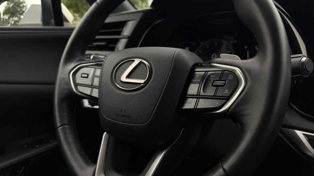 Lexus RX 350 4X4 2.4 AUT (2024)