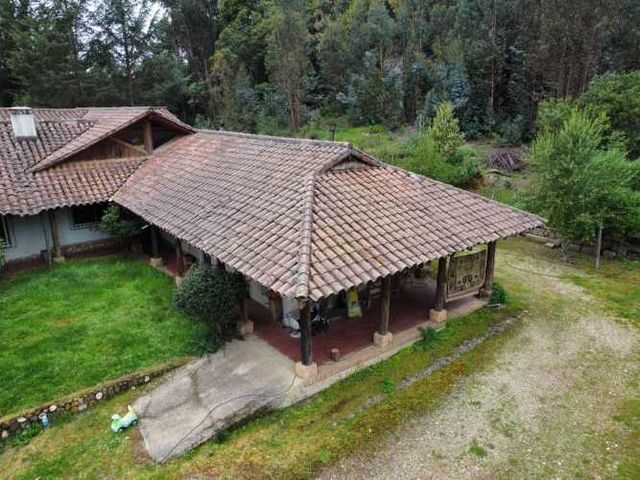 AMPLIA PARCELA EN VENTA EN VICHUQUEN (131329)