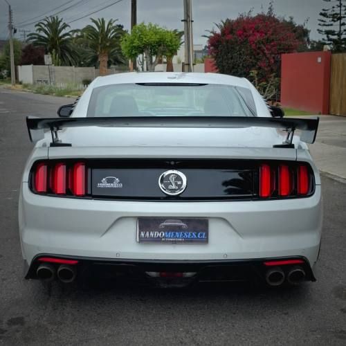 FORD MUSTANG GT COUPÉ 5.0 V8 2015