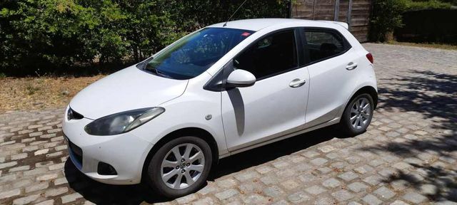 Mazda 2 2009