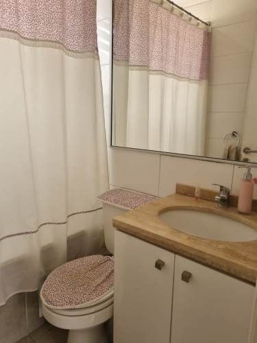 Amplia y luminosa casa en Condominio Los Coihues, Larapinta