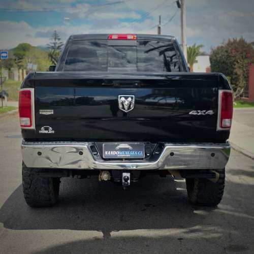 DODGE RAM 2500 LARAMIE 4X4 6.7 AUT 2016