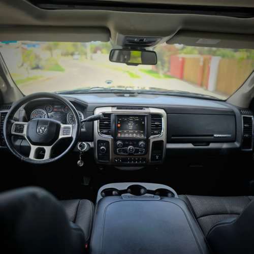 DODGE RAM 2500 LARAMIE 4X4 6.7 AUT 2016