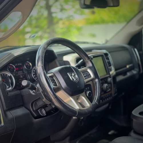 DODGE RAM 2500 LARAMIE 4X4 6.7 AUT 2016