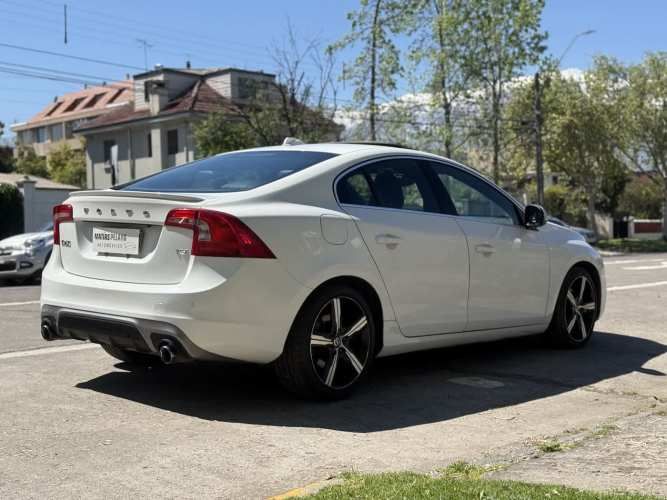 2018 Volvo S60 2.0 T5 R-Design Plus Auto