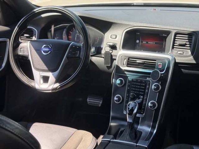 2018 Volvo S60 2.0 T5 R-Design Plus Auto