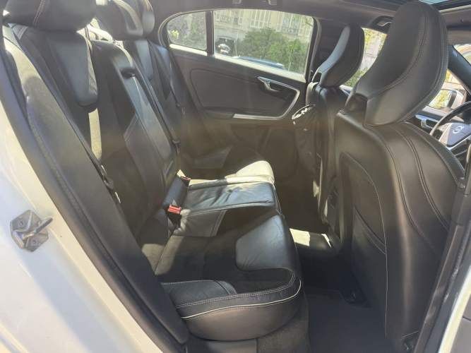 2018 Volvo S60 2.0 T5 R-Design Plus Auto