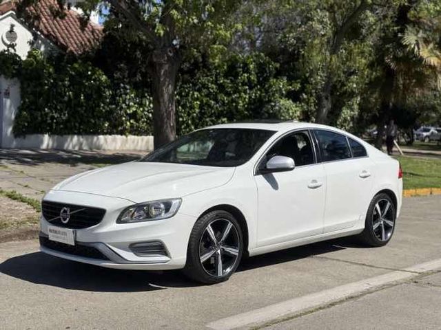 2018 Volvo S60 2.0 T5 R-Design Plus Auto