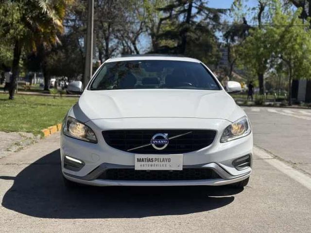 2018 Volvo S60 2.0 T5 R-Design Plus Auto