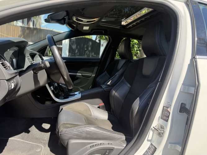 2018 Volvo S60 2.0 T5 R-Design Plus Auto