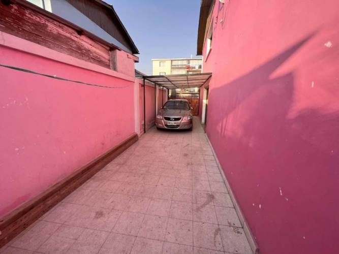 SE VENDE AMPLIA CASA 3D 2B ÑUNOA, VILLA SALVADOR C