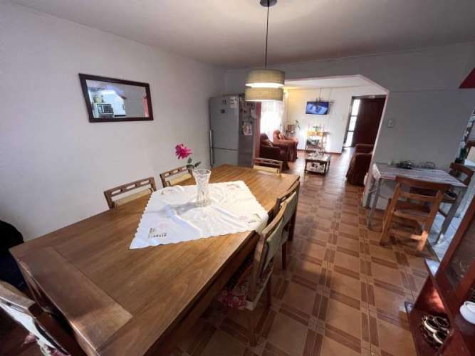 SE VENDE AMPLIA CASA 3D 2B ÑUNOA, VILLA SALVADOR C