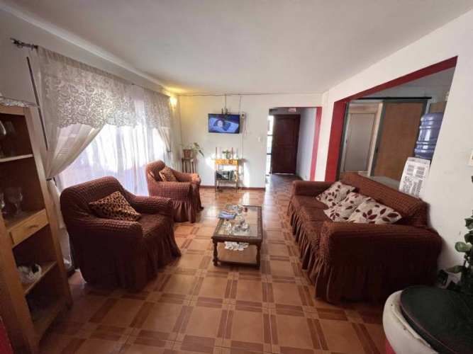 SE VENDE AMPLIA CASA 3D 2B ÑUNOA, VILLA SALVADOR C