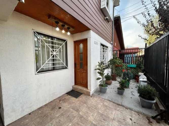 SE VENDE AMPLIA CASA 3D 3B VILLA ENTRE RÍOS PUENTE