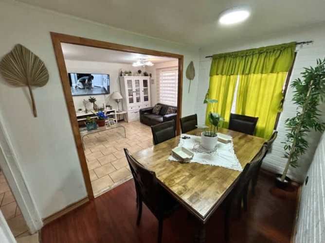 SE VENDE AMPLIA CASA 3D 3B VILLA ENTRE RÍOS PUENTE