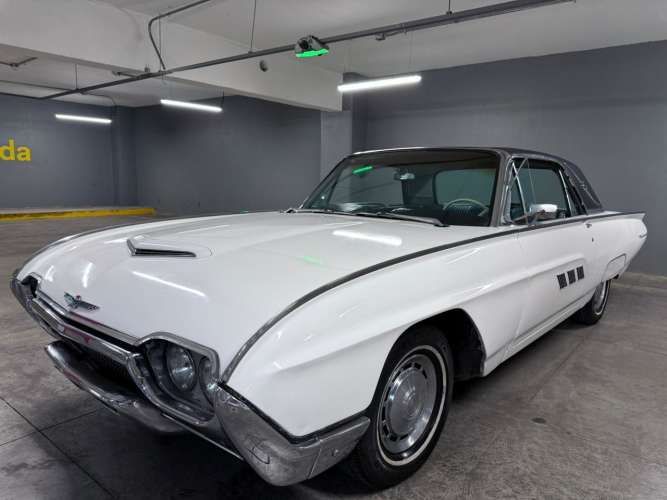 Ford Thunderbird 1963 RESTAURADA