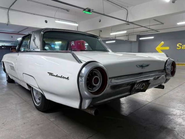 Ford Thunderbird 1963 RESTAURADA