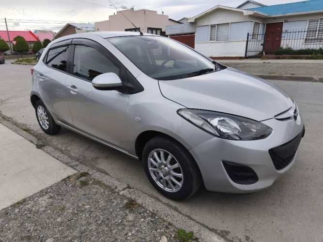 Mazda Demio 2012
