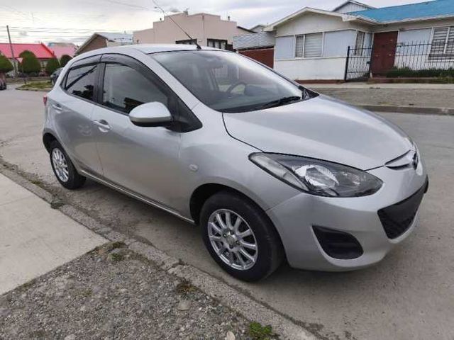 Mazda Demio 2012