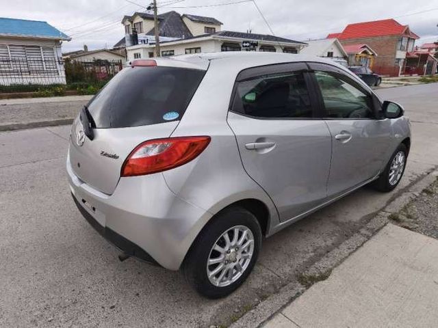 Mazda Demio 2012