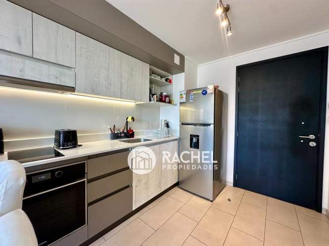 EN ARRIENDO AMPLIO DEPTO ESTUDIO CON ESTACIONAMIENTO- Edificio Curitiba