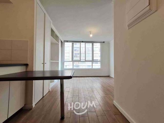 Departamento en Avenida María Rozas Velásquez