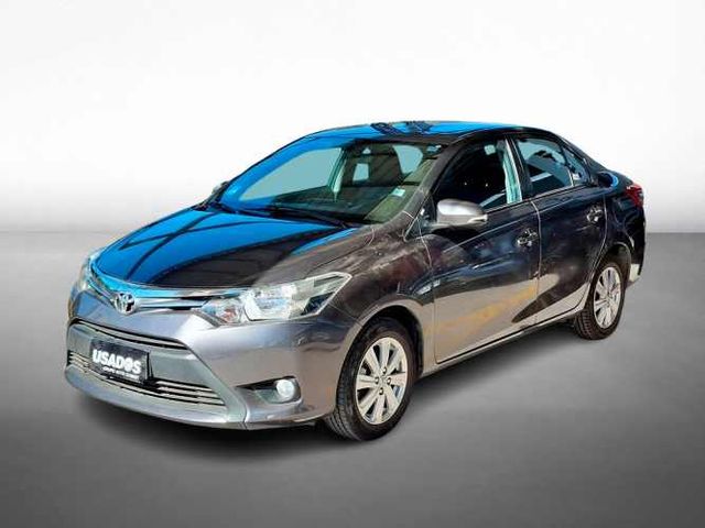 TOYOTA YARIS 2015