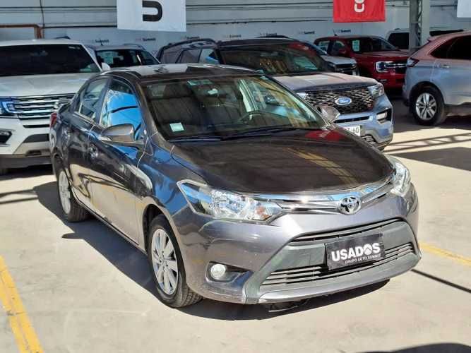 TOYOTA YARIS 2015