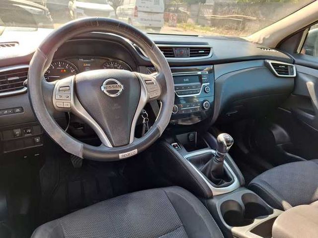 NISSAN QASHQAI 2017