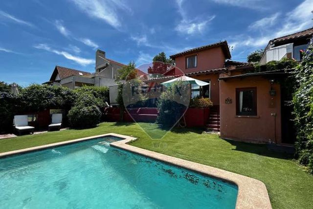 Hermosa casa chilena en vital apoquindo