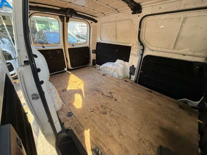 HYUNDAI H1 2.5 CRDI GL DOBLE PUERTA 2AB 2016