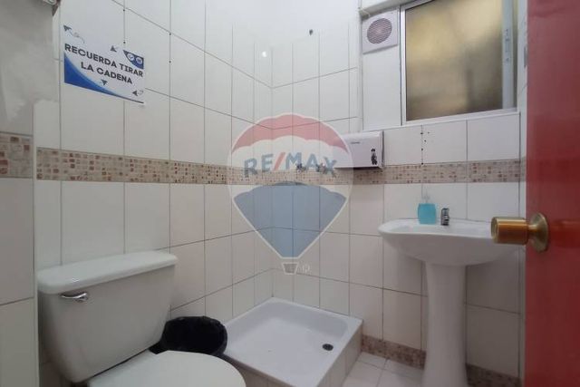 Edificio comercial en venta!