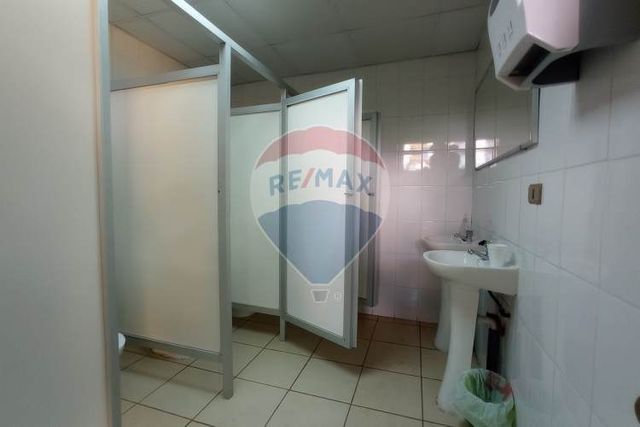 Edificio comercial en venta!