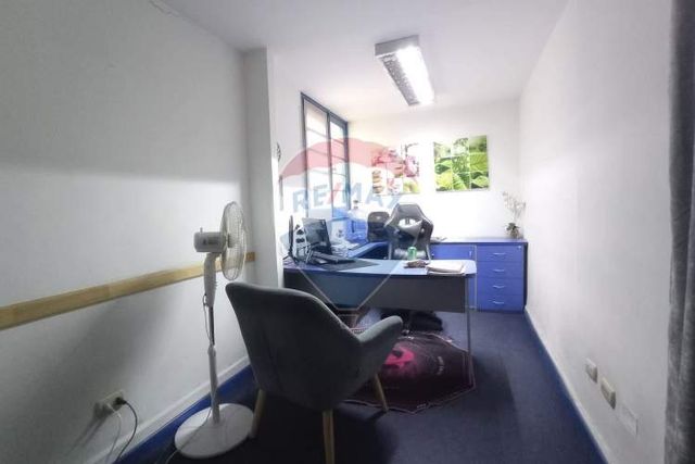 Edificio comercial en venta!