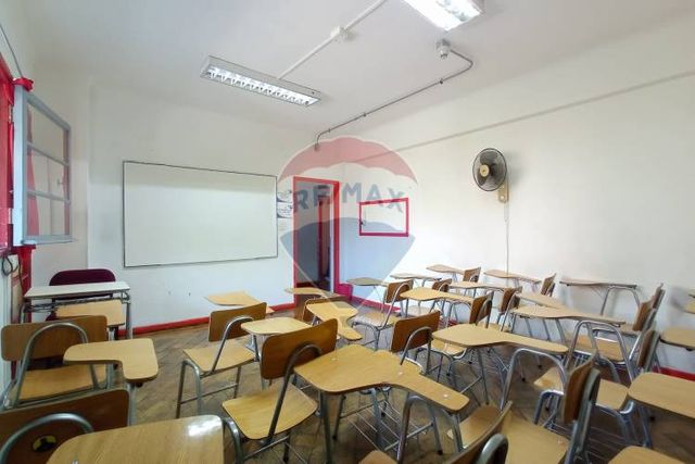 Edificio comercial en venta!