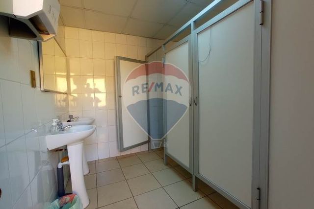 Edificio comercial en venta!