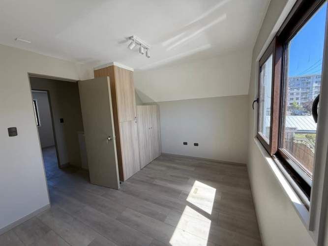 CASA Linda casa recién remodelada en San Pedro de la Paz