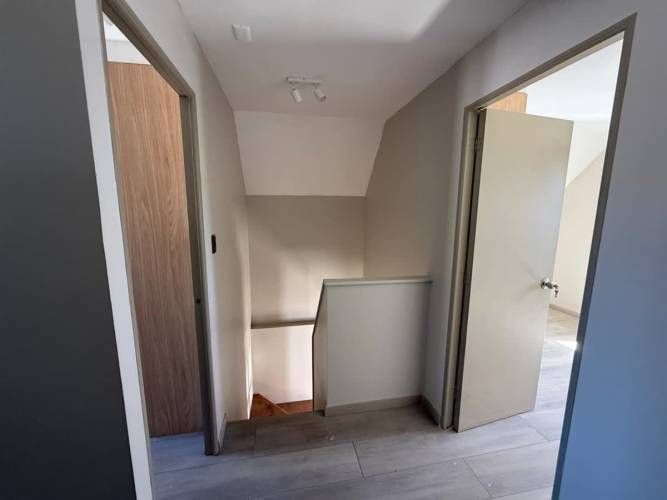 CASA Linda casa recién remodelada en San Pedro de la Paz