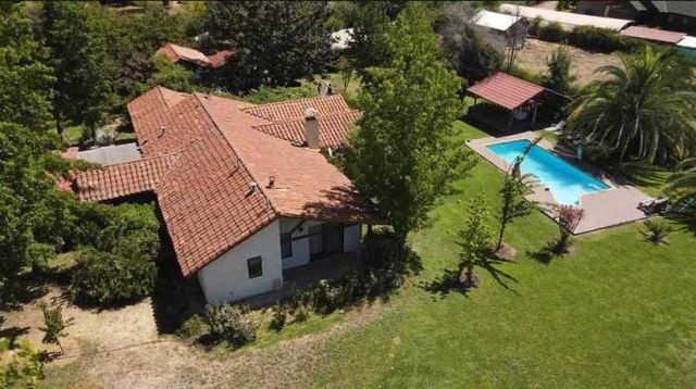 Venta casa Pirque.  (131424)