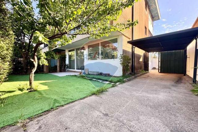 Depto. con patiio 3 dormit-2 baños-2 estac.