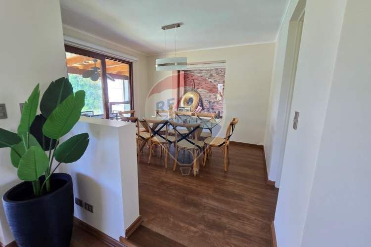 Venta en piedra roja, impecable