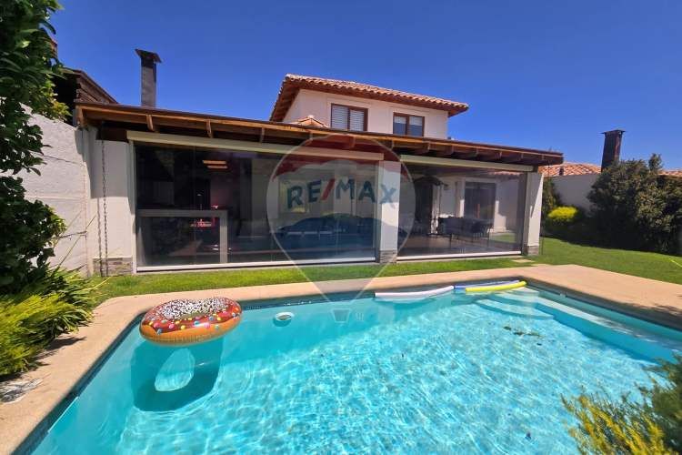 Venta en piedra roja, impecable